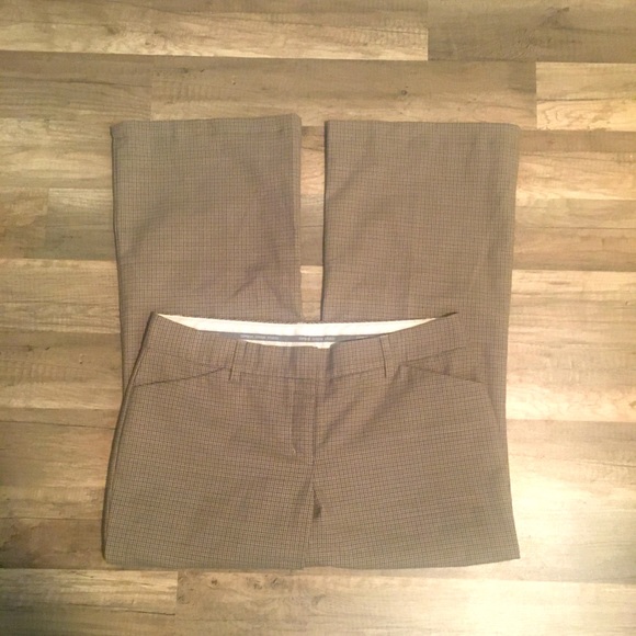 Express Design Studio, Ladies Editor Brown Plaid Dress Pants, Size 6. - Picture 1 of 7